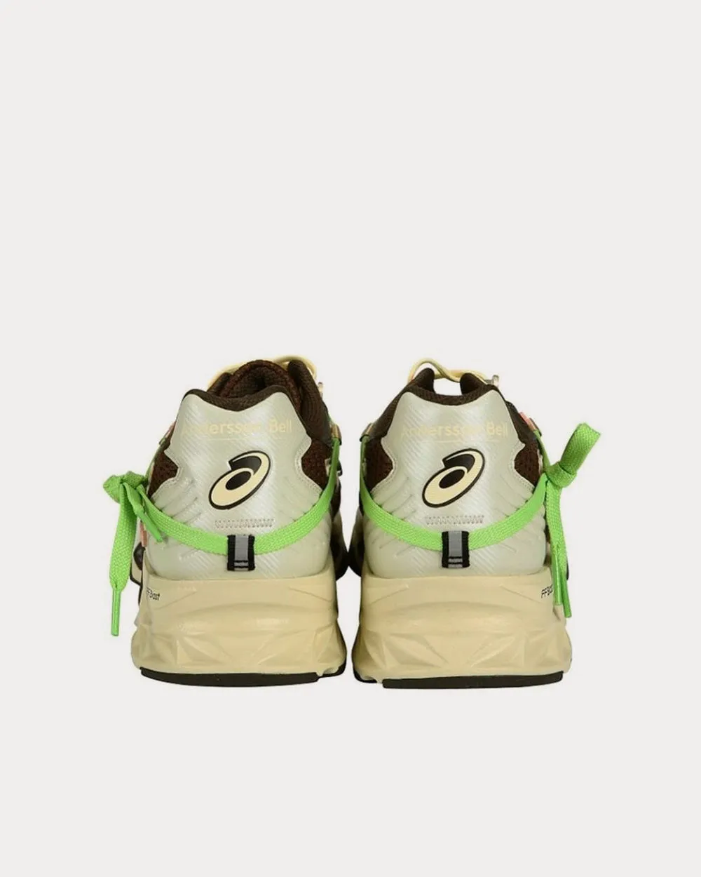 Protoblast Butter / Chocolate Brown Running Shoes